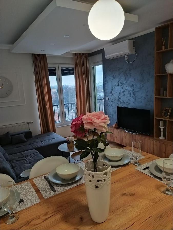 Apartman Milla Lux Újvidék Kültér fotó